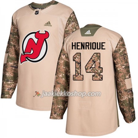 Miehille NHL New Jersey Devils Pelipaita Adam Henrique 14 Adidas 2017-2018 Camo Veterans Day Practice Authentic